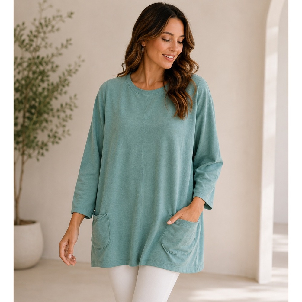 Shop the Mint Oversized Sweater Size M Sage Green 3/4‎ Sleeve Pocket Tunic